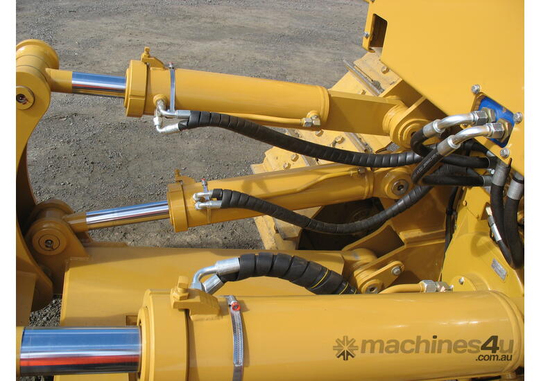 caption CAT D6H/R/T Lewis Ripper - Australian Made!