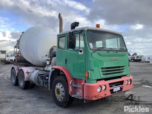 2009 Iveco ACCO Cement Agitator