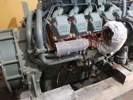 MTU 12V 2000 DIESEL ENGINE MERCEDES - BENZ  - picture2' - Click to enlarge