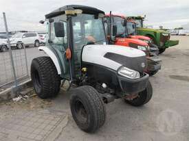 Kubota L5740 - picture0' - Click to enlarge