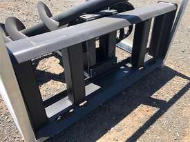 SKID STEER AUGER DRIVE ATTACHMENT (UNUSED) - picture1' - Click to enlarge