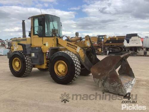 2001 Komatsu WA270-3 Articulated Wheeled Loader