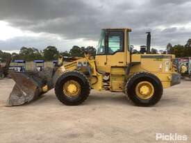 2001 Komatsu WA270-3 Articulated Wheeled Loader - picture2' - Click to enlarge