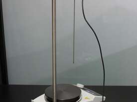 Magnetic Stirrer with Heating Plate - picture1' - Click to enlarge