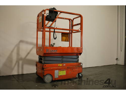 Used Dingli S03-E 2013 Scissor lift