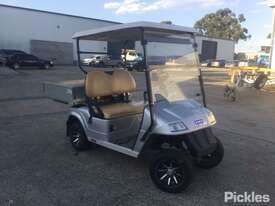 2018 EMC EG2028K01 Golf Cart - picture0' - Click to enlarge