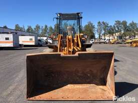 Case 521D Articulated Wheeled Loader - picture0' - Click to enlarge