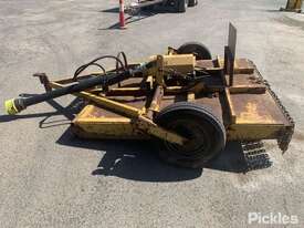 1998 Home Made Trailing Slasher
540 PTO
Bare Co Gearbox
195cm cutting width
250cm overall width
245c - picture2' - Click to enlarge