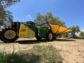 Sicma F3 140 Self-propelled Harvester - picture0' - Click to enlarge