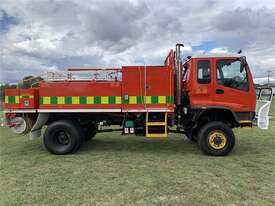 GRAND MOTOR GROUP -2000 ISUZU FTS Fire Truck - picture2' - Click to enlarge