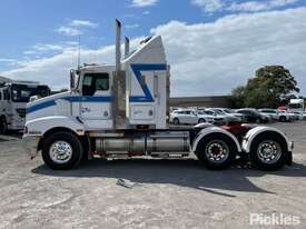 2007 Kenworth T404 Prime Mover Sleeper Cab - picture2' - Click to enlarge