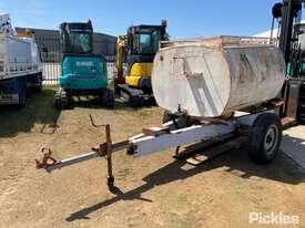 Homemade Water Tank (Trailer Mounted) - picture0' - Click to enlarge