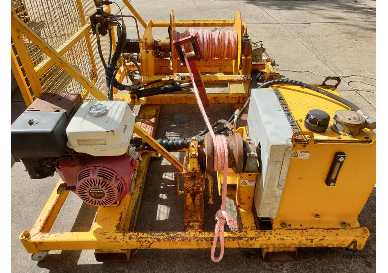caption 20Kn to 30Kn Bull winch , 11hp honda , skid mount ,