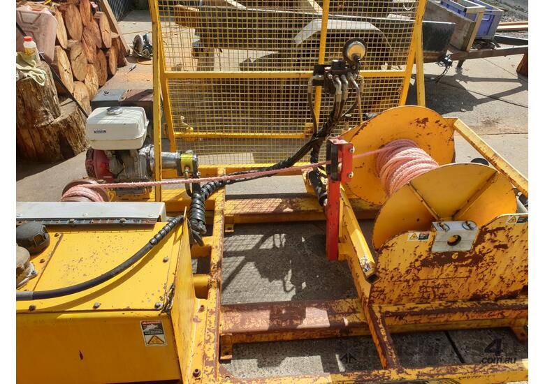 caption 20Kn to 30Kn Bull winch , 11hp honda , skid mount ,