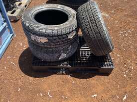 3 x 285 60 R18 Tyres - picture1' - Click to enlarge