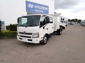 HINO DUTRO - picture0' - Click to enlarge