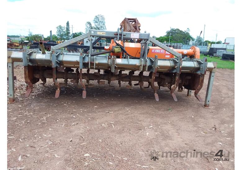caption Rotary Hoe with Bedformer