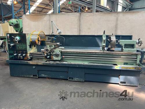 Kirloskar Enterprise 22/15 centre lathe 560mm x 2500mm