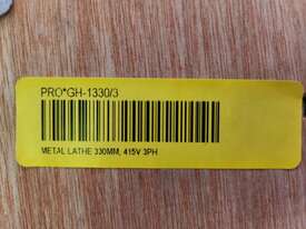 Metal Lathe, (Unused in Box) Model CO632A-TOP X 1000, 150mm(Dia) 3 Jaw Self Centering Chuck, Approx  - picture2' - Click to enlarge