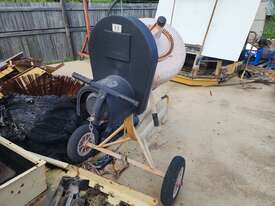 Electric Cement Mixer - picture0' - Click to enlarge