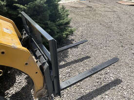 Skid Steer Pallet Fork  - Manufactured & Designed in Australia! - picture2' - Click to enlarge