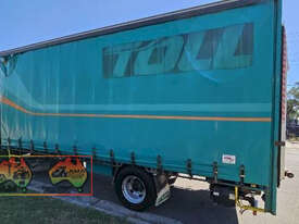 2010 UD Model PKC37A Curtainsider Rigid Tray Truck (Smithfield, NSW/ACT) - picture2' - Click to enlarge