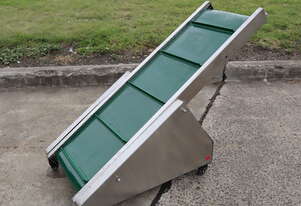 Stainless Steel Motorised Incline Belt Conveyor - 1m long