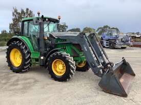 2015 John Deere 6105M Tractor / Loader - picture0' - Click to enlarge