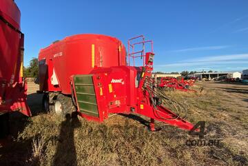 JEANTIL MVV22TC Vertical Mixer