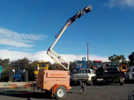 (7551) Light Tower Generator (REDUCED) (Maryborough, VIC) - picture1' - Click to enlarge