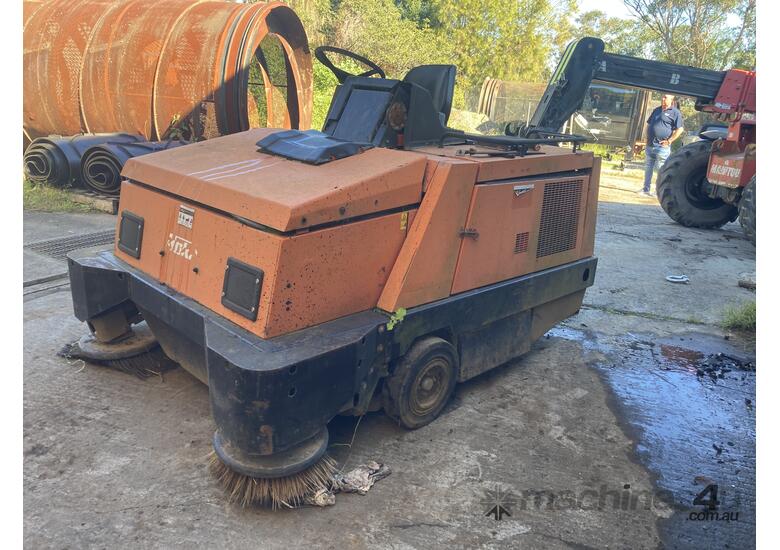 caption Street Sweeper - HAKO