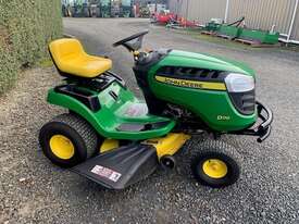 2015 John Deere D110 Lawn Garden Tractors - picture0' - Click to enlarge