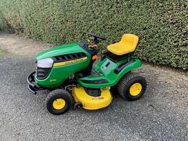 2015 John Deere D110 Lawn Garden Tractors - picture1' - Click to enlarge