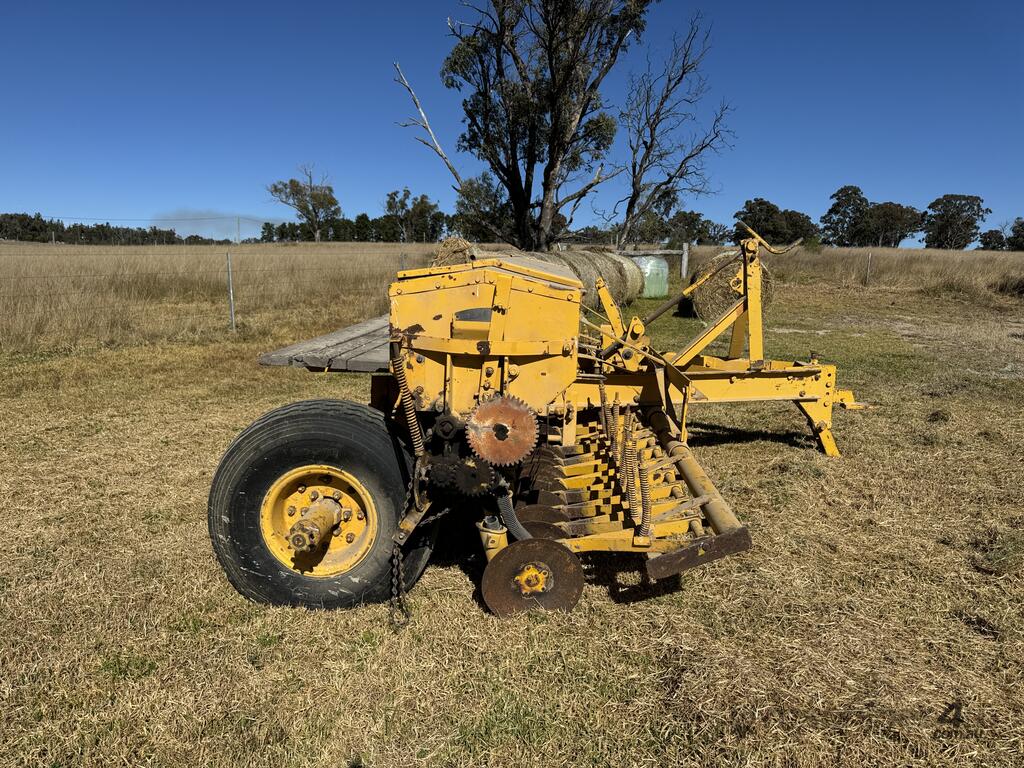 Used Connor Shea Seeder in Stafford, QLD