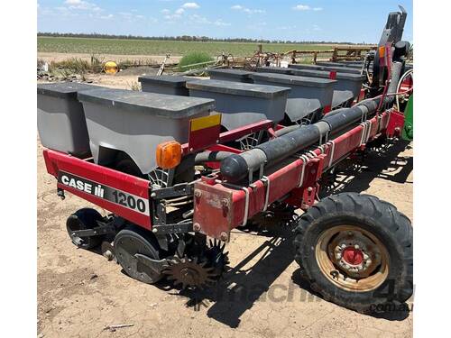 Case IH 1200 Planter