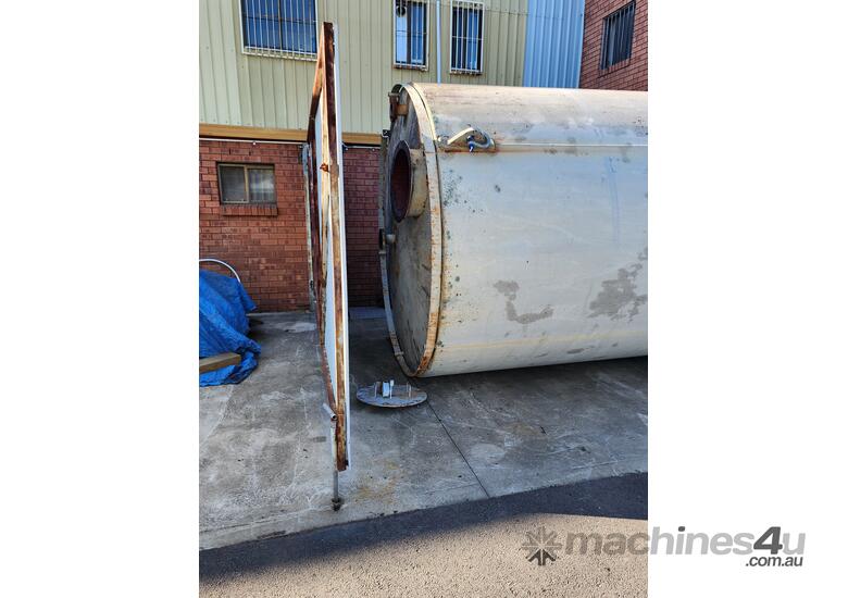 caption Used 36,000 litre canola oil storage silo /tank