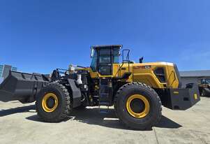 Shantui Wheel Loader - 24.8T | High Capacity, Rugged Performance, and Air Conditioning for Comfort