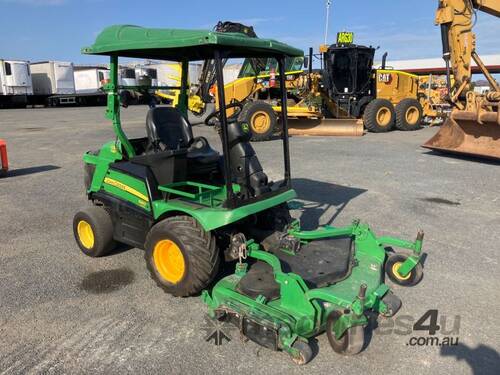 John Deere 1580 Terrain Cut Outfront Mower