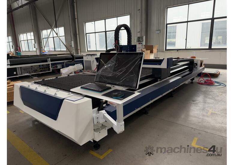 Single Table Laser Cutting Machine Open top 1.5KW 1500mmx3000mm Cutting Bed 