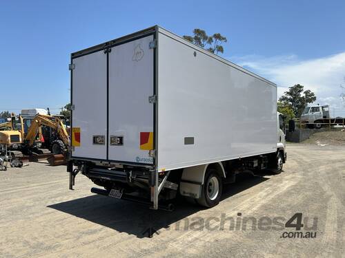 caption 2023 Isuzu FSR140-260 Refrigerated Pantech (Freezer)
