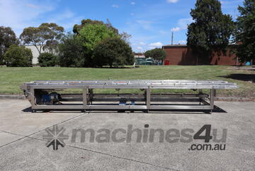Stainless Steel Motorised Chain Conveyor - 6m long - Comas