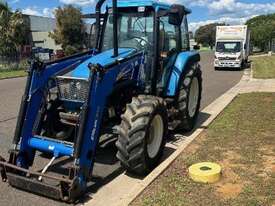 NEW HOLLAND TS100 TRACTOR - picture1' - Click to enlarge