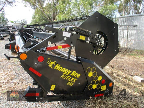 caption (8676) Honey Bee - Air Flex 245 - 2023 (Saddleworth, SA)