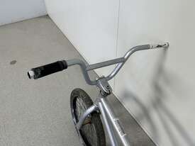 GT Silver BMX Bike (Police Lost & Stolen) - picture0' - Click to enlarge