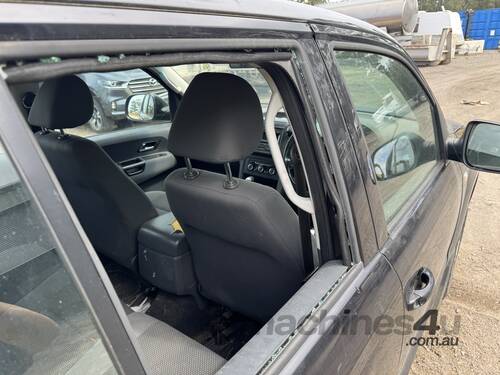 caption 2014 Volkswagen Amarok TDI420 Trendline Dual Cab Ute *Abandoned*