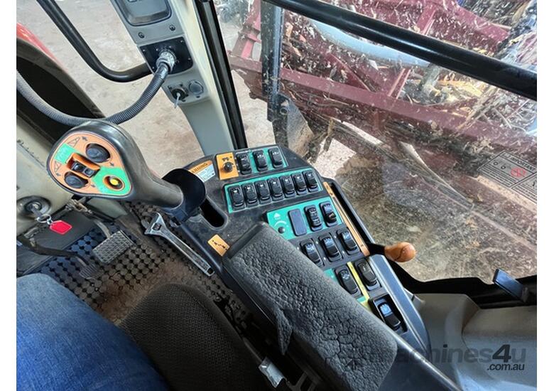 2011 Case 4420 Sprayers