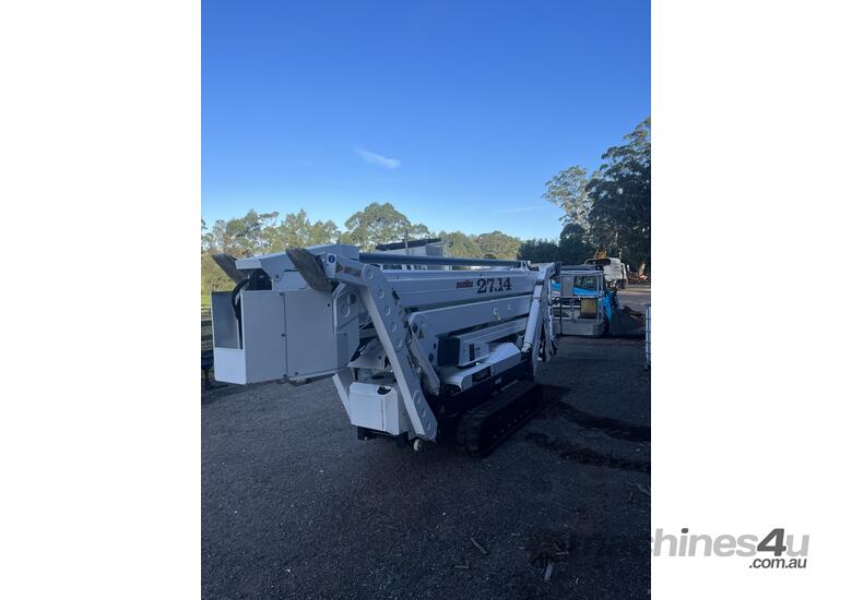 caption Monitor 27.14 spider lift & trailer package