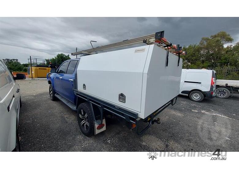 caption Toyota Hilux GUN/TGN 120-130 GUN126R