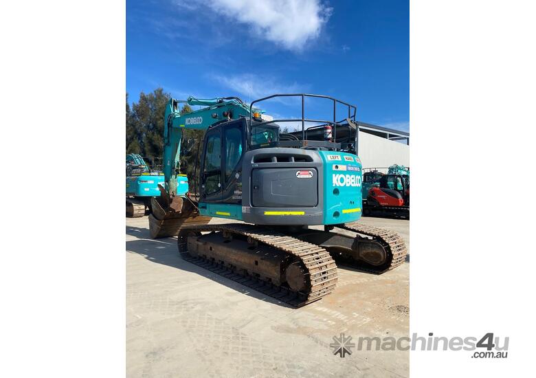caption 2017 Kobelco Sk235sr-2