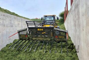TRITON 12-FOOT SILAGE FORK - PREMIUM QUALITY FOR HIGH-VOLUME WORK